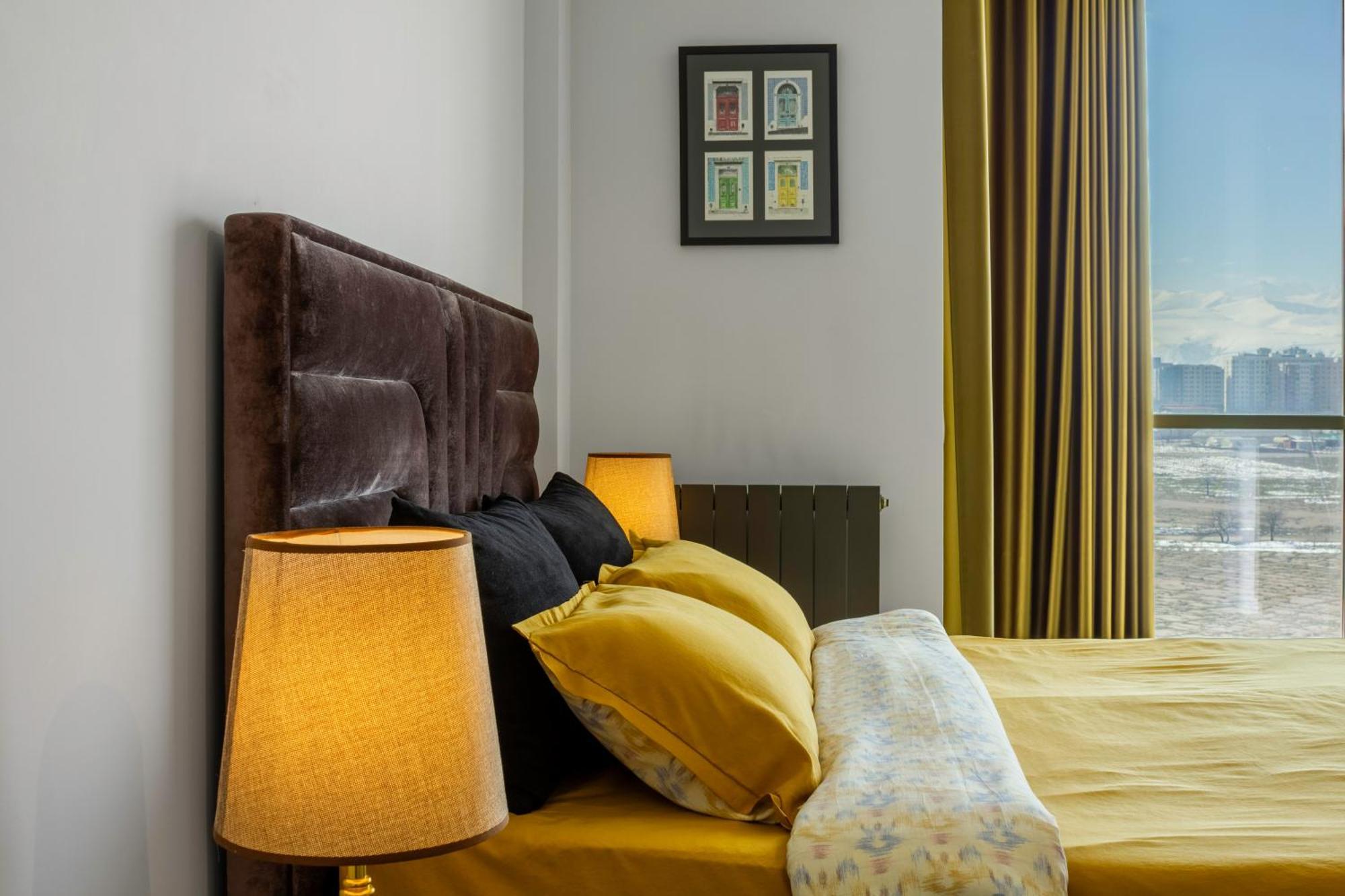 9Th And 6Th Floor Stylish Apartments With Mountainvista Бішкек Екстер'єр фото