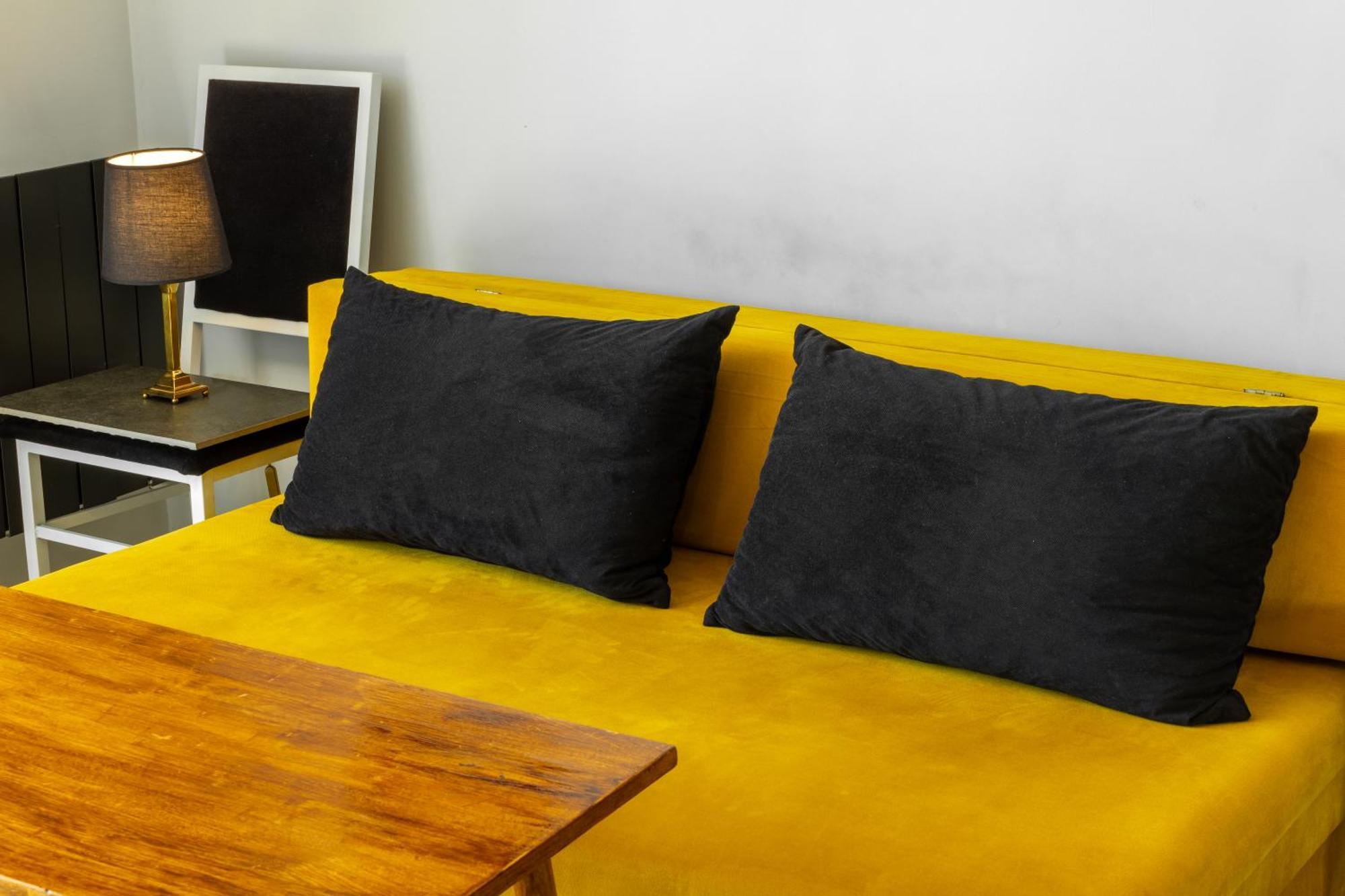 9Th And 6Th Floor Stylish Apartments With Mountainvista Бішкек Екстер'єр фото