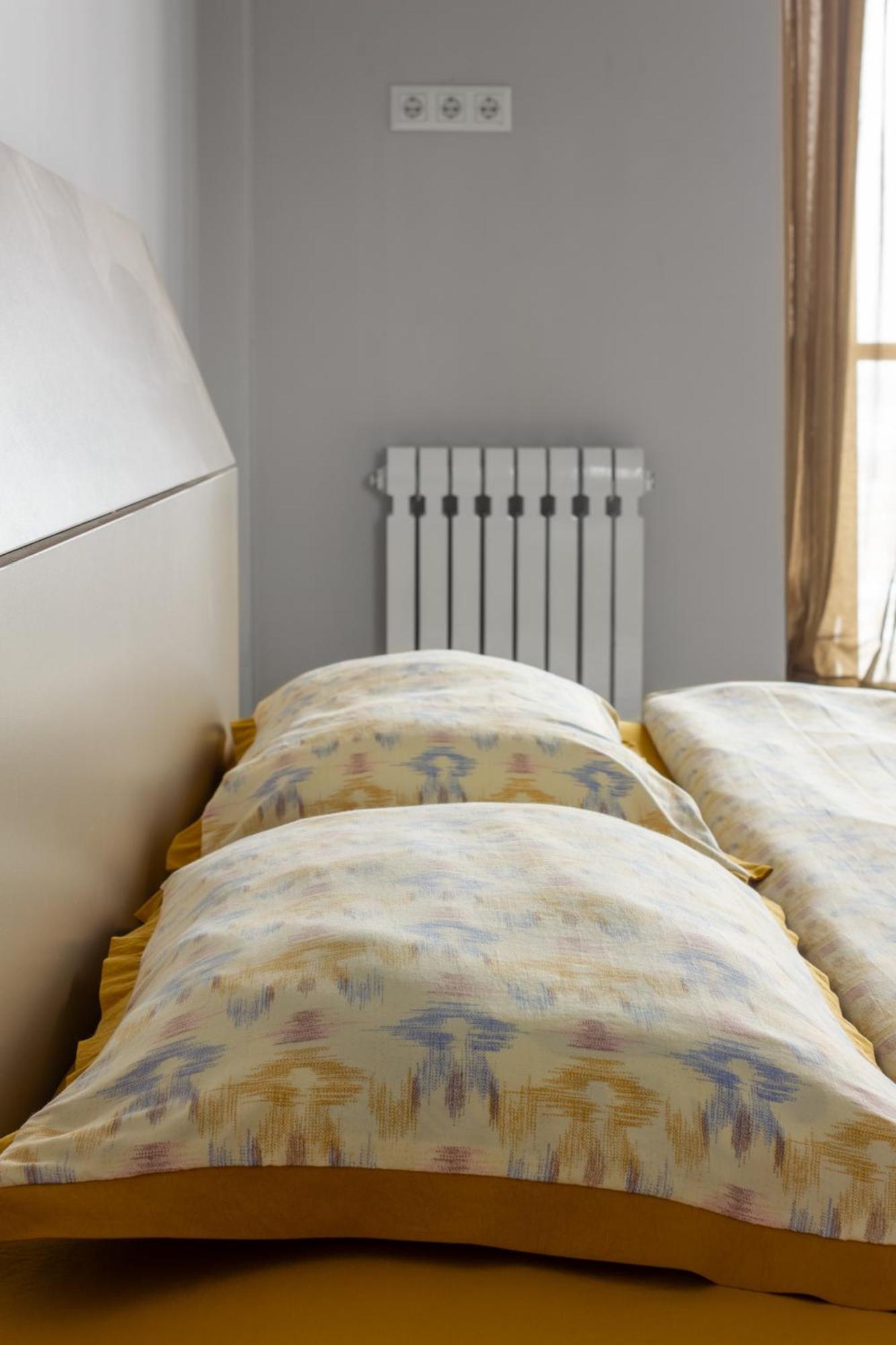 9Th And 6Th Floor Stylish Apartments With Mountainvista Бішкек Екстер'єр фото