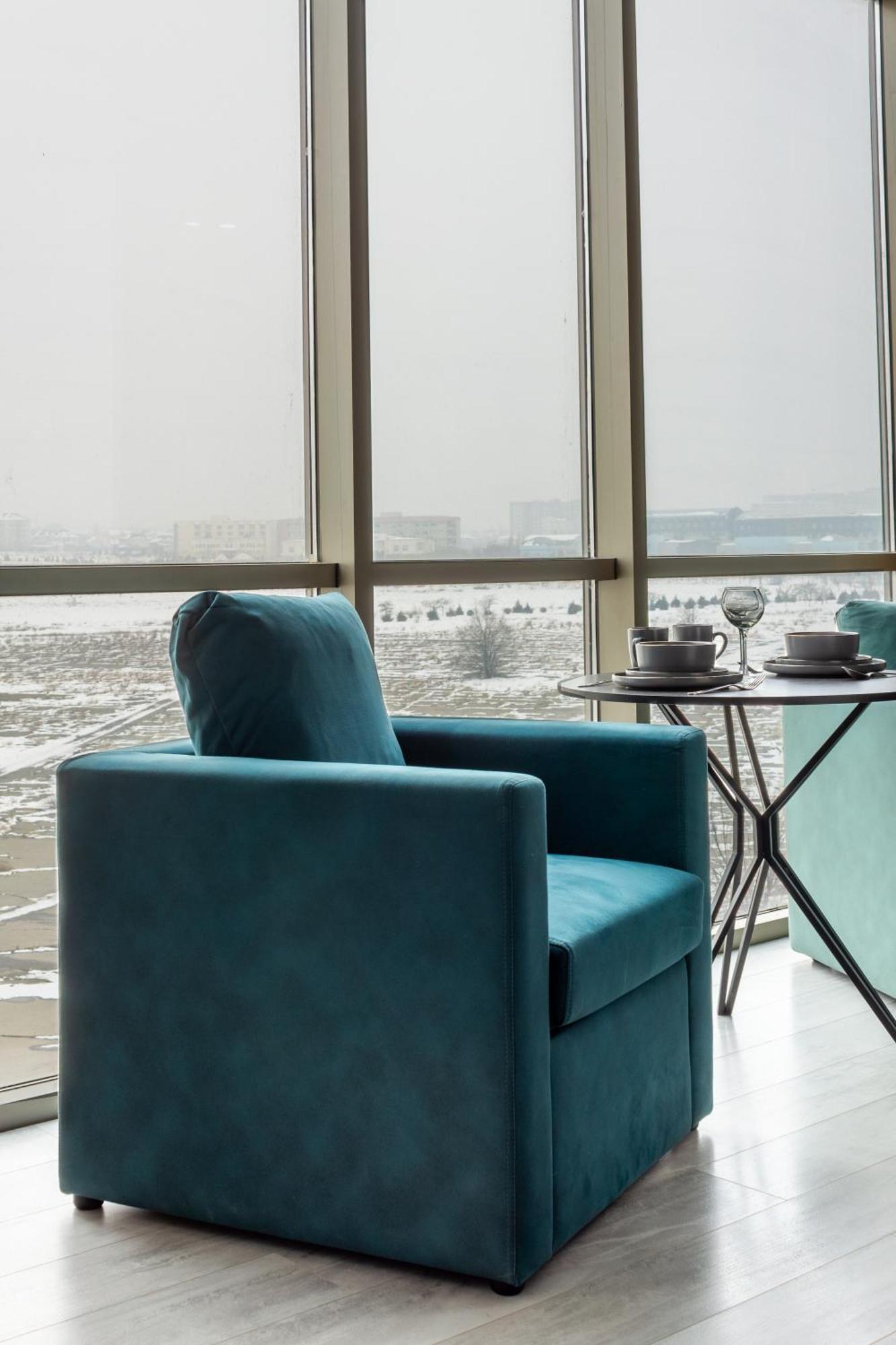 9Th And 6Th Floor Stylish Apartments With Mountainvista Бішкек Екстер'єр фото