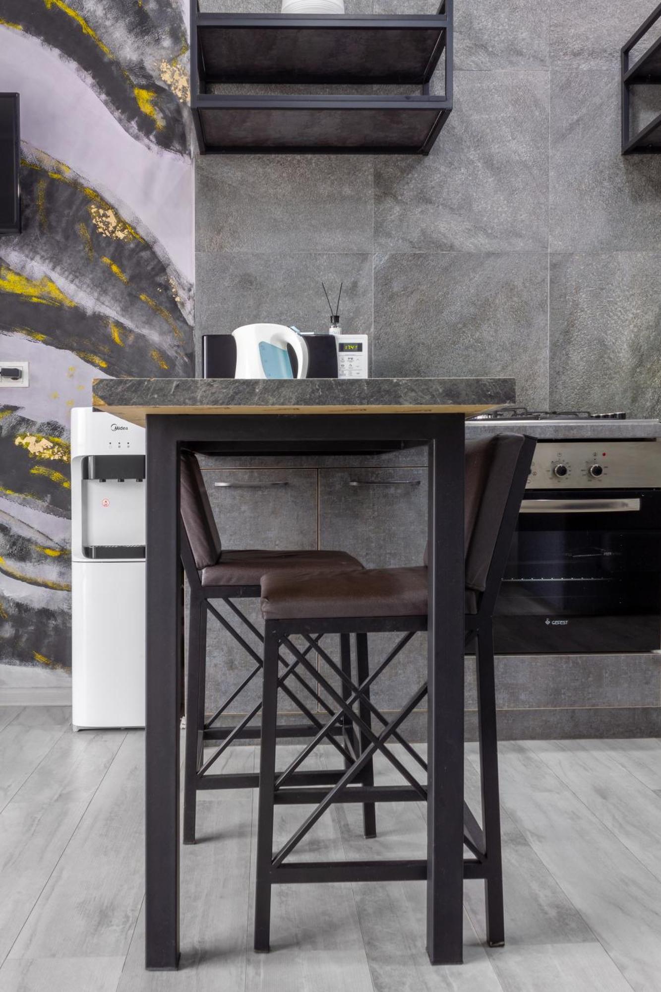 9Th And 6Th Floor Stylish Apartments With Mountainvista Бішкек Екстер'єр фото